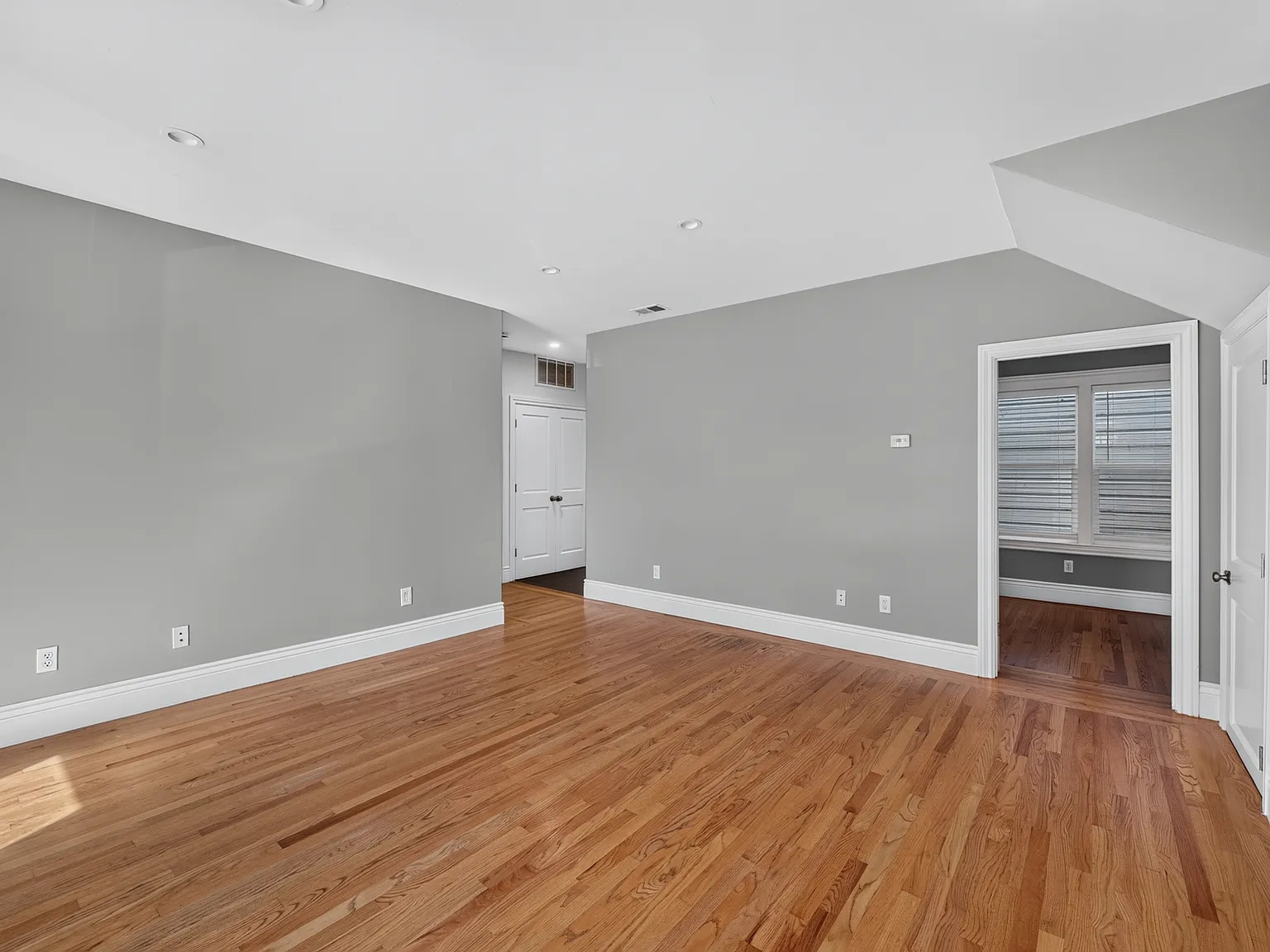 3rd Avenue - 314 — Photo 4