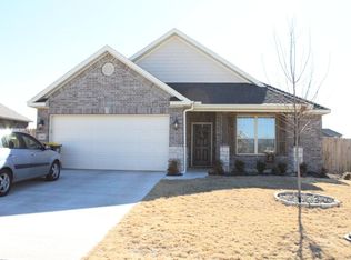 1431 Gooseneck Ln, Cave Springs, AR 72718