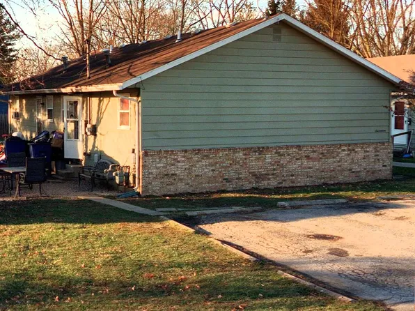 17 Parker St APT B, Delaware, OH 43015