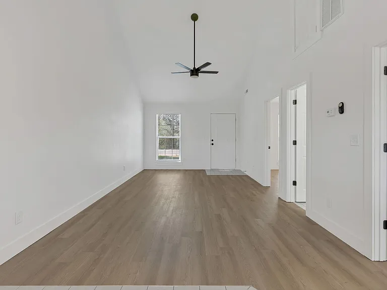 7202-7222 Melrose Pl #7204 — Photo 9
