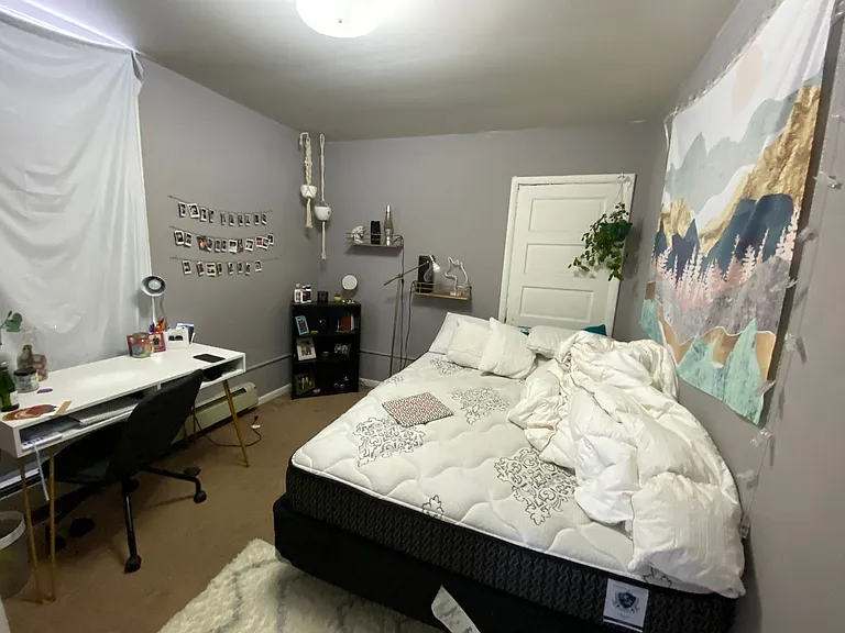 1204 Kenwood Ave — Photo 17