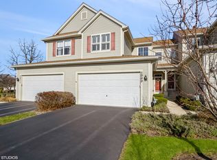 2969 Langston Cir, Saint Charles, IL 60175