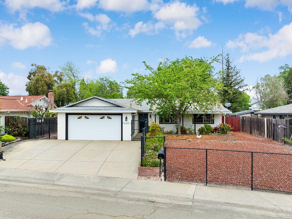 1st image of 1049 Treasure Ln
