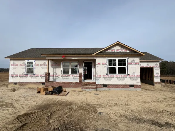 177 Grace Pond Ave, Benson, NC 27504