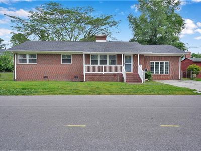 40 Moss Ave, Hampton, VA, 23669