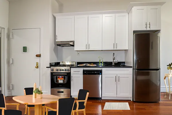 Rented by Corcoran | media 20