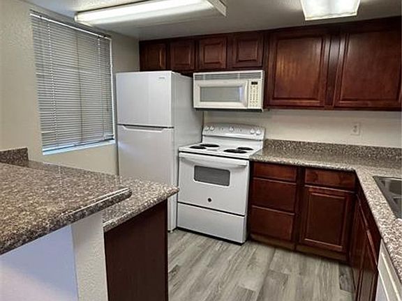 5th image of 5251 Indian River Dr Unit 271