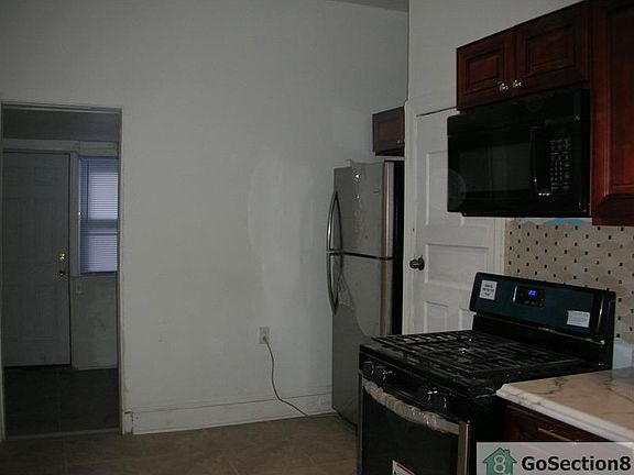 5th image of 4446 N Uber St