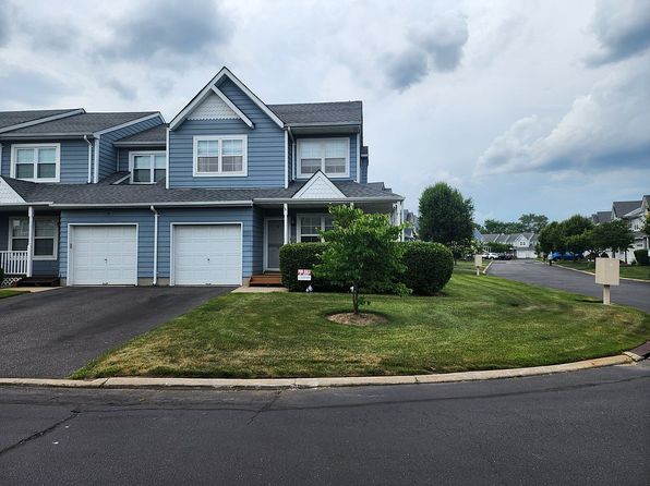 9 Shady Ln