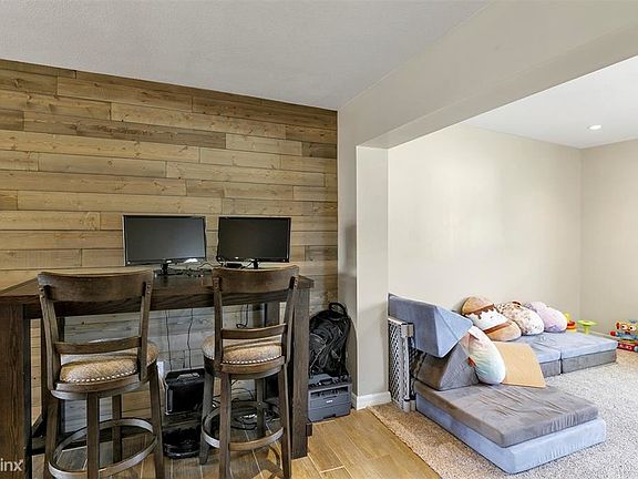 5th image of 410 Lowndes Sq