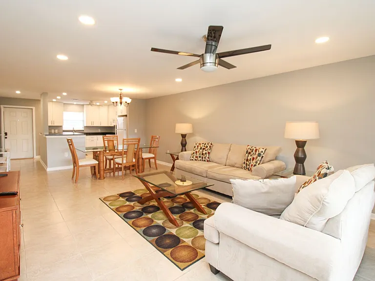 600 Valley Stream Dr #F9 — Photo 27