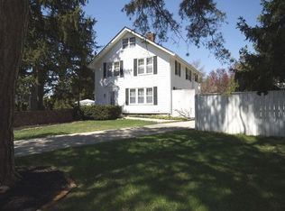 35820 W 13 Mile Rd, Farmington Hills, MI 48331