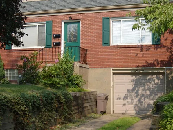 830 4th St #1, Oakmont, PA 15139