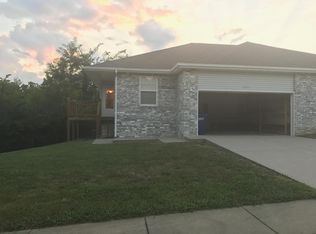 3971 S Jonathan Ave, Springfield, MO 65807