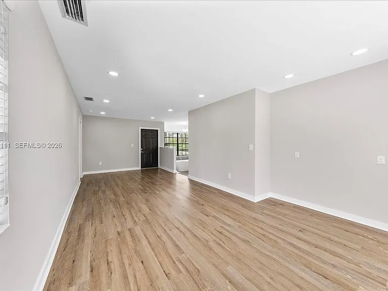 7705 SW 66th St — Photo 18