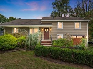 196 Mountain Ave, North Caldwell Boro, NJ 07006