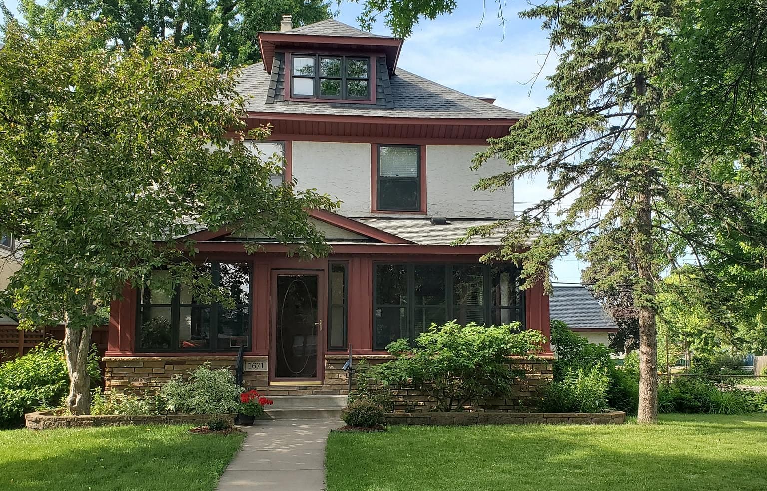 1671 Marshall Ave, Saint Paul, MN 55104 | Zillow