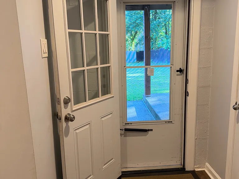 Elmwood Dr — Photo 1