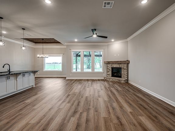 4th image of 13777 N 58th East Ave