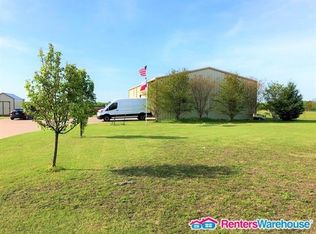 1306 Broadhead Rd, Waxahachie, TX 75165