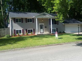 3203 Crosby St, Rockford, IL
