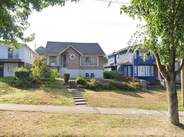 2772 E 5th Ave, Vancouver, BC V5M 1N2