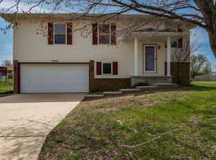 1508 W Ridgecrest St, Ozark, MO 65721