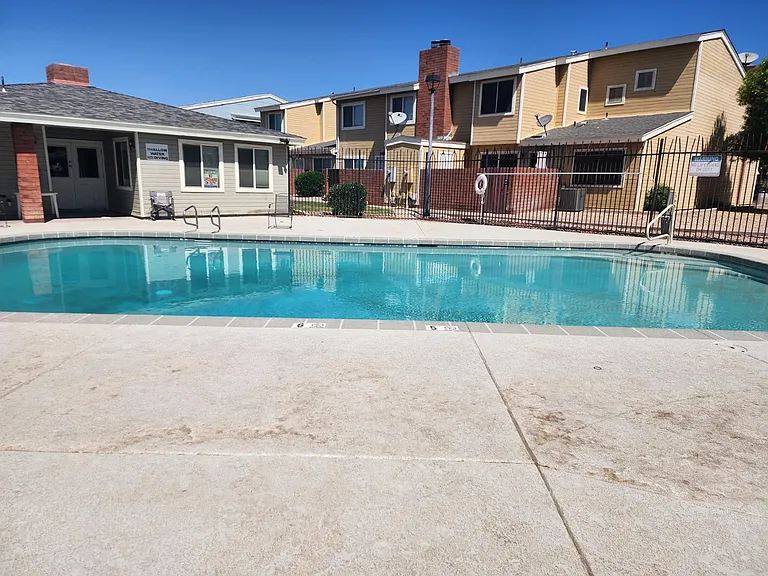 510 N Alma School Rd #207 — Photo 1