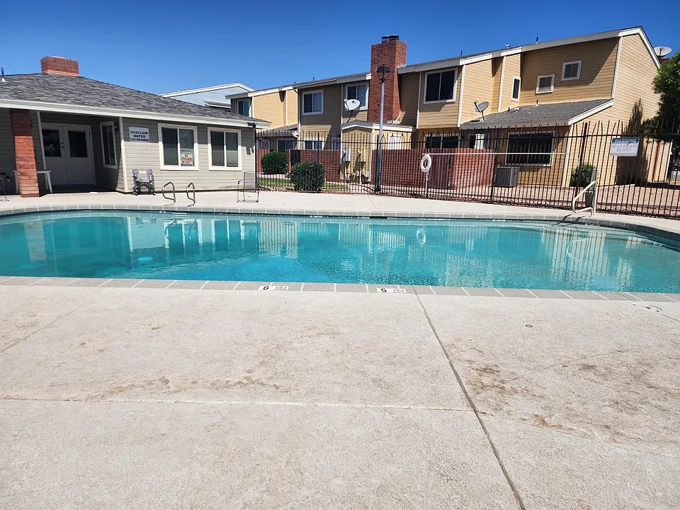 510 N Alma School Rd #207