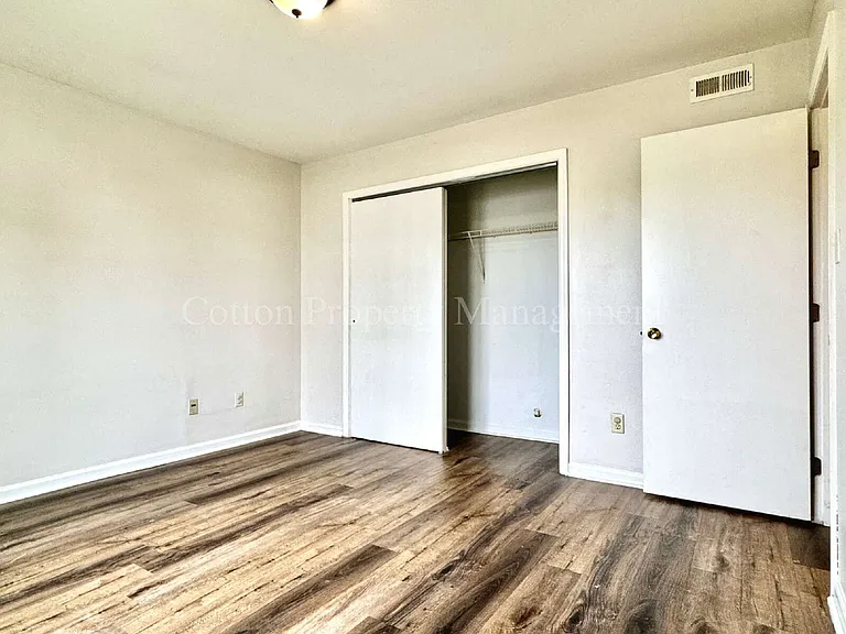 315 S Dudley St #1 — Photo 16