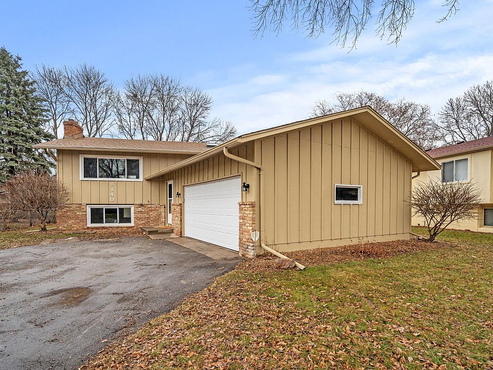 1st image of 8140 Hampshire Ct N