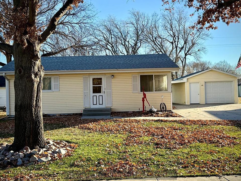 1st image of 1723 N Kruse Ave