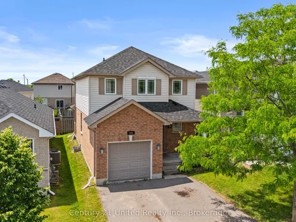 525 Clancy Cres, Peterborough, ON K9K 2S1