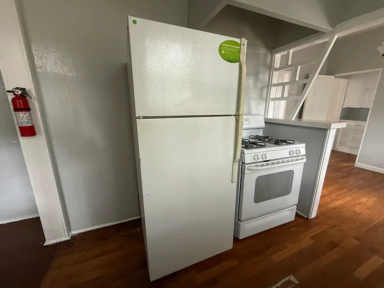 326 W Huisache Ave #11 — Photo 6