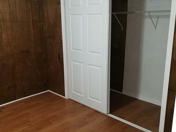 5th image of 6308 Lansing Ave