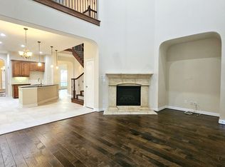 8740 Lohr Valley Rd, Irving, TX 75063