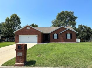 1143 Fox Run, Mascoutah, IL 62258