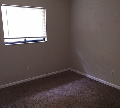 4th image of 2944 Jackson St APT 8