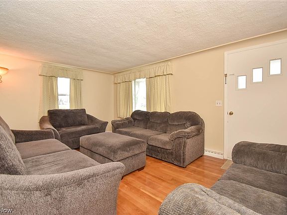 4th image of 407 Glendola Ave NW