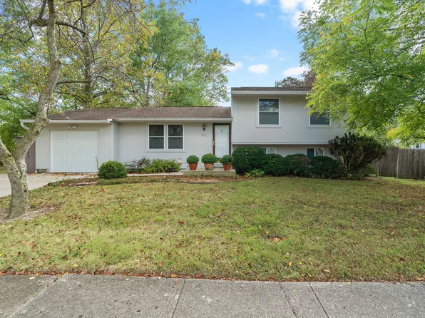 5531 Lunsford Dr, Indianapolis, IN 46237