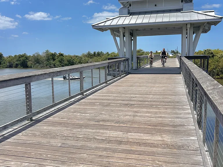 Trail to Baker Park