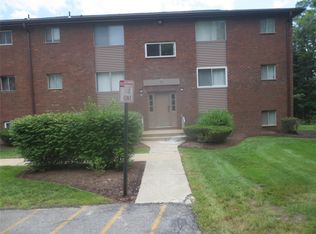 28 Tanager Rd APT 2805, Monroe, NY 10950