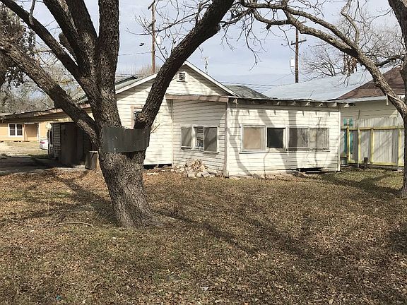 3rd image of 1814 W Southcross Blvd