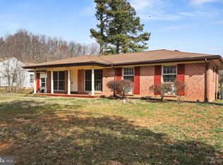5156 Dumfries Rd, Warrenton, VA 20187