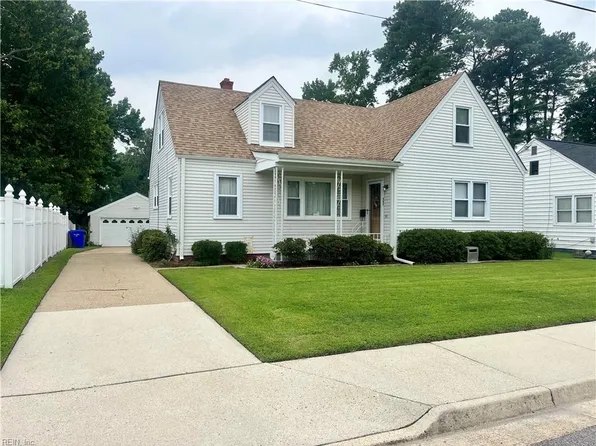 945 Hugo St, Norfolk, VA 23513