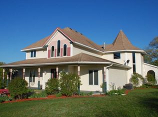 310 Honey Lake Rd, Burlington, WI 53105