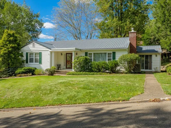 56 Charles St, Athens, OH 45701