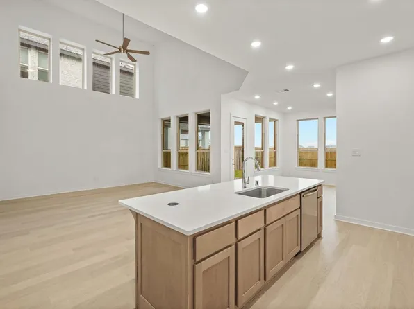 21119 Aspen Adela Cv, Magnolia, TX 77355
