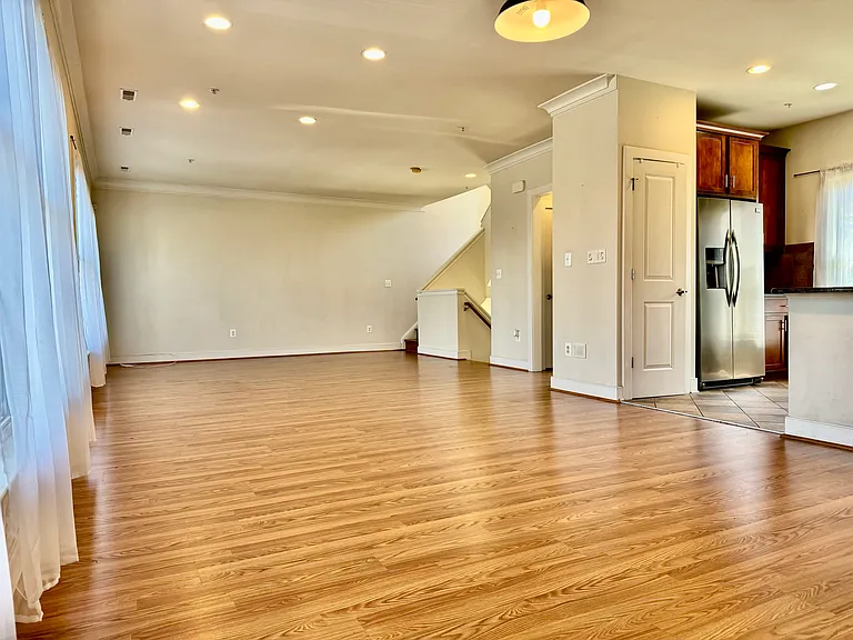 5610 Baltimore Ave — Photo 8