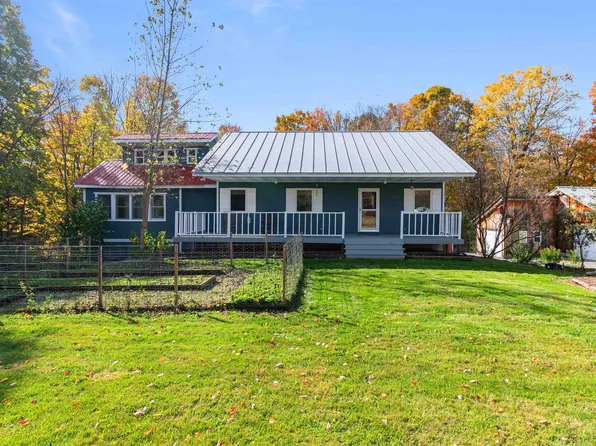 11 Paddock Lane, Milton, VT 05468